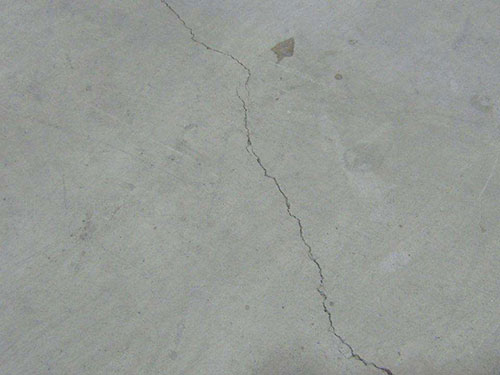 外墻保溫系統(tǒng)中導(dǎo)致抹面砂漿開(kāi)裂的原因是什么？